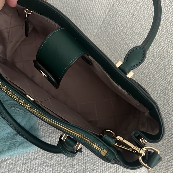 Green Michael Kors purse - Picture 6 of 7